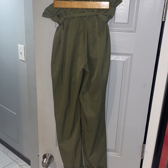 Street west society, olive colored, straight leg, trouser, in size XS, pockets - Picture 4 of 7